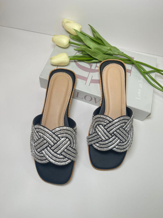 Serene weaves